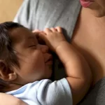 Sueño a los 7 meses: ¿por qué mi bebé despierta tanto?